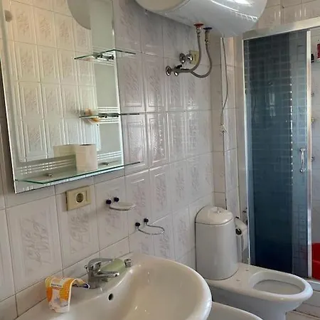 Downtown 2bedroom Balconies Ac Wifi Apartment Tirana