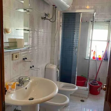 Downtown 2bedroom Balconies Ac Wifi Apartment *