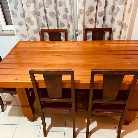 Apartment Downtown 2bedroom Balconies Ac Wifi *